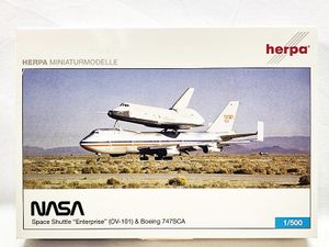 ヘルパ 1/500 NASA スペースシャトル・エンタープライズ＆ボーイング 747SCA 画像参照