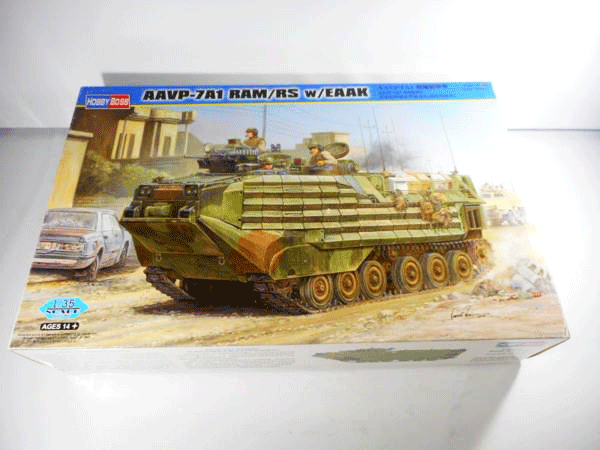 ホビーボス 1/35 AAVP-7A1 増加装甲車