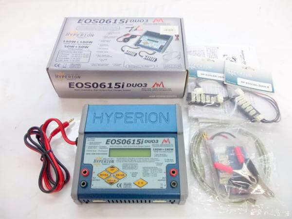 昔のタミヤ7.2Vファミコアダプタ型みたいなものから最新のマルチチャージャーまでいろいろな充電器があります。但し買取価値は新しければ新しいほど高いです。