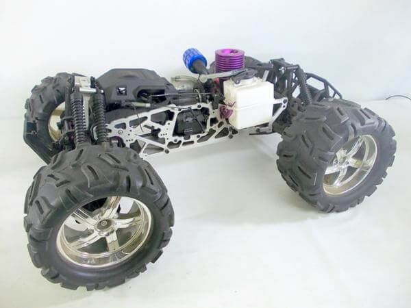 買取　HPI サベージ21 社外シャーシ 3-SPEED