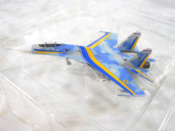 ワールドエアクラフト 1/200　Ukrainian Air Force Su-27 #57