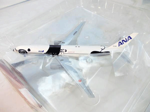 全日空商事 1/200 ANA ボーイング767-300ER FLY!パンダ