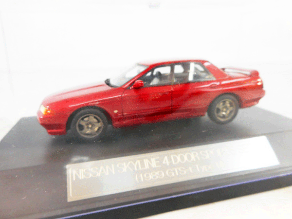 Hi-story 1/43 ニッサン スカイライン 4ドア スポーツセダン 1989 GTS-t Type M