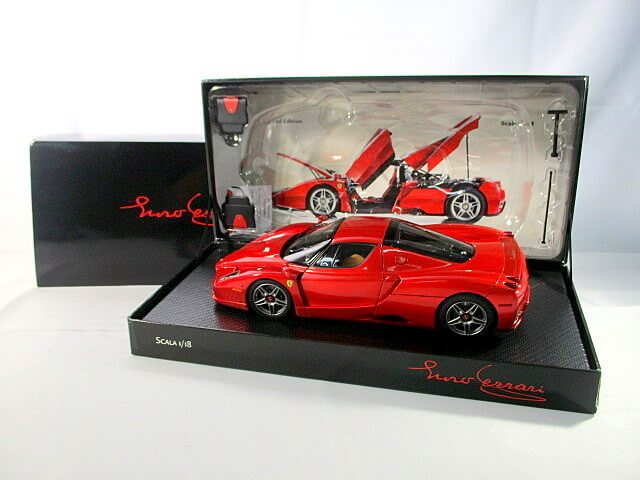 買取　京商 ミニカー BBR 1/18<br />
フェラーリ Enzo F1 2008