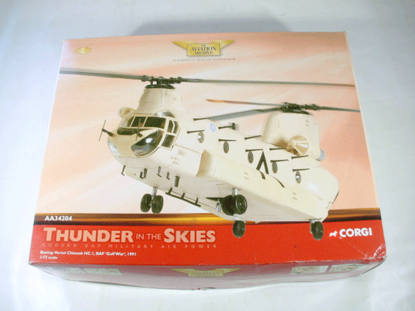 コーギー<br />
1/72 チヌークHC.1 RAF GulfWar 1991