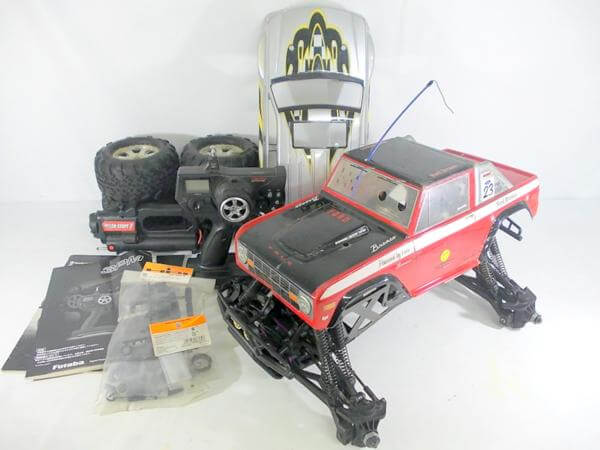 買取　HPI 1/8 サベージX 4.6 RTR