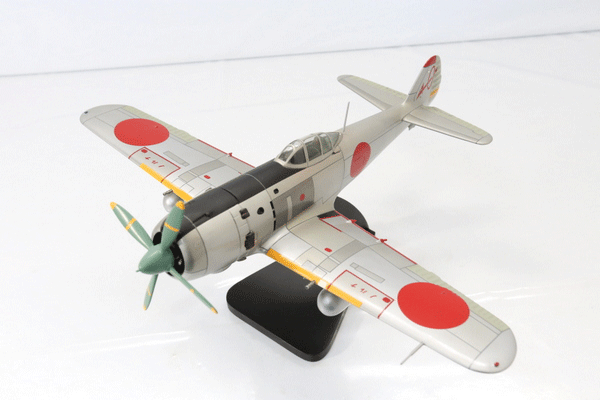 ウイングクラブ 1/32　キ84 四式戦闘機 疾風