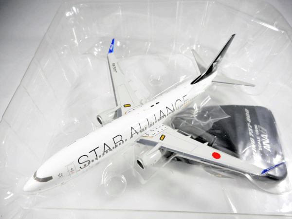 全日空商事 1/200 ANA B737-800 STAR ALLIANCE