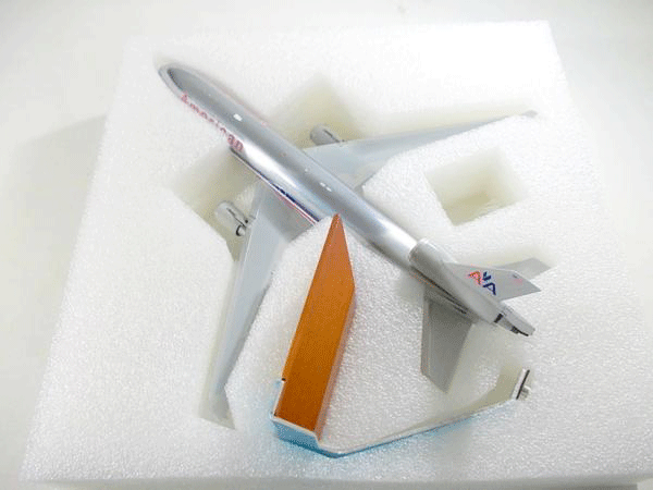 ジェミニジェッツ1/200 アメリカン航空 MD-11