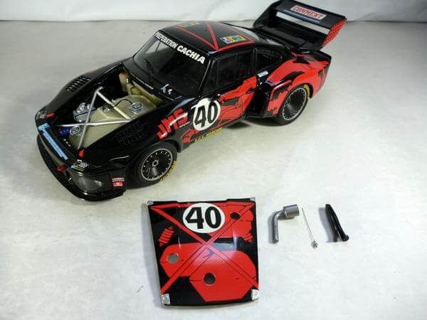 買取　京商 ミニカー　1/18 ポルシェ935 ターボ #40 RLG18107