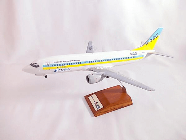 クロスウイング 1/100 エアドゥ 4号機 737-400