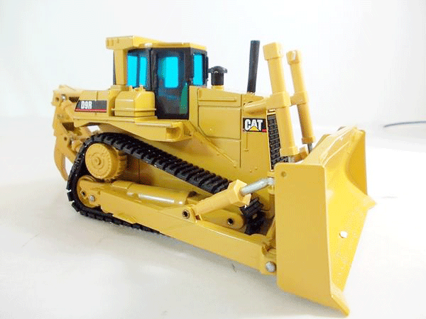 NZG 1/50 CAT D9R トラックトラクター