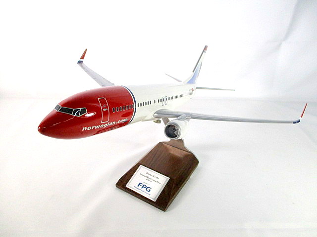 【買取】パックミン 1/100 NORWEGIAN B737-800 WITH WINGLETS 060265(未開封)