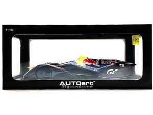 オートアート 1/18 レッドブルレーシング X2014 FAN CAR買取
