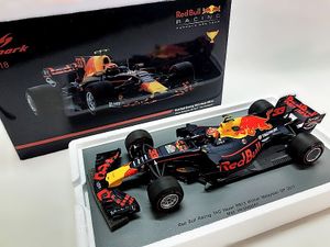 スパーク 1/18 レッドブルレーシング タグホイヤーRB13 マレーシアGP優勝買取