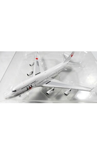 フェニックス 1／400 JAL B747-400 JA8088 #10345