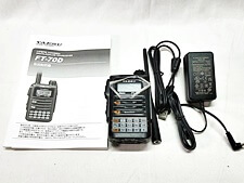 買取価格 YAESU 八重洲 FT-70D C4FMFM 144430MHz デジタルアナログ トランシーバー アマチュア無線