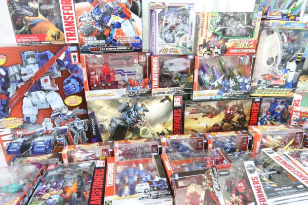 「捨てないで」と放置された実家のコレクション…息子が納得する賢い手放し方