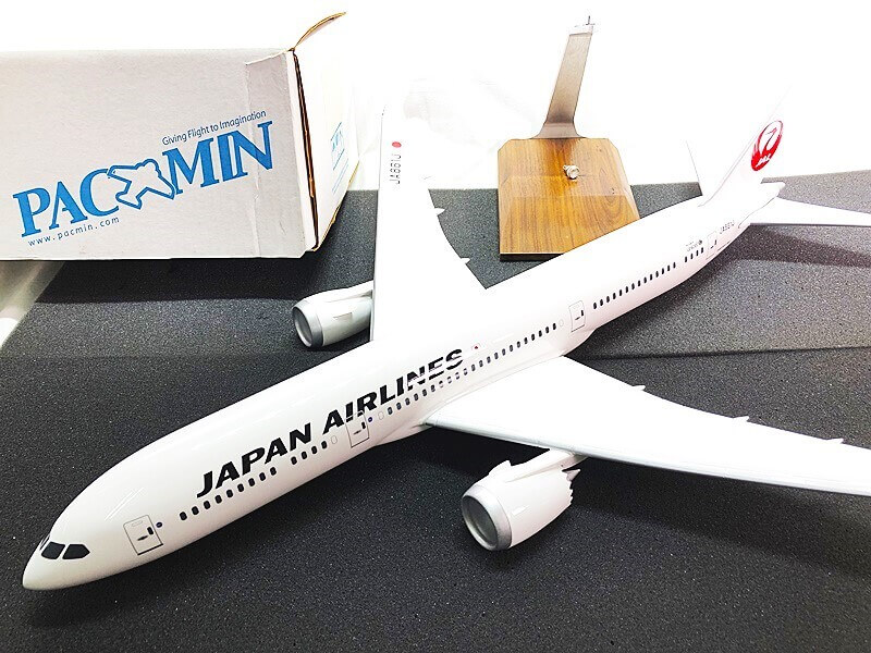 パックミン1/100 JAL B787-9 買取