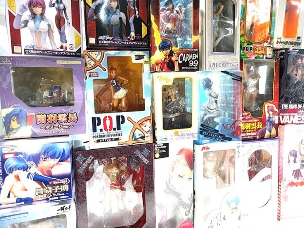 引越しでフィギュアが飾れない？段ボールのまま高く売る解決策