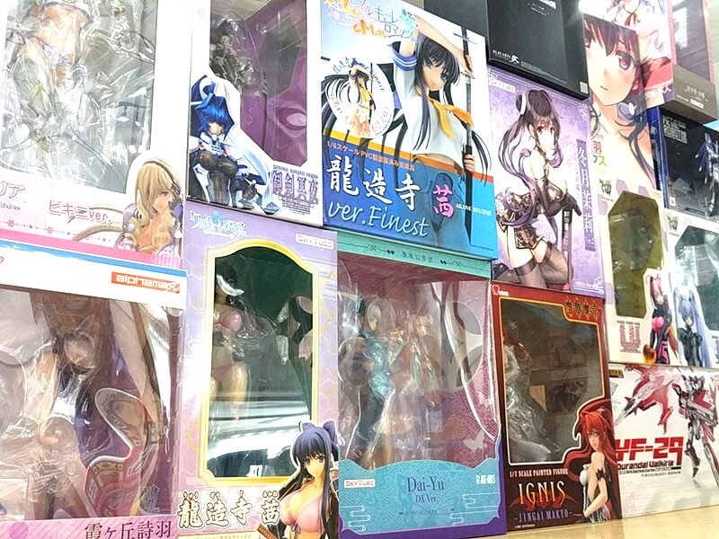 新生活のピンチ!大量の美少女フィギュアをバレずに手放す最短ルート